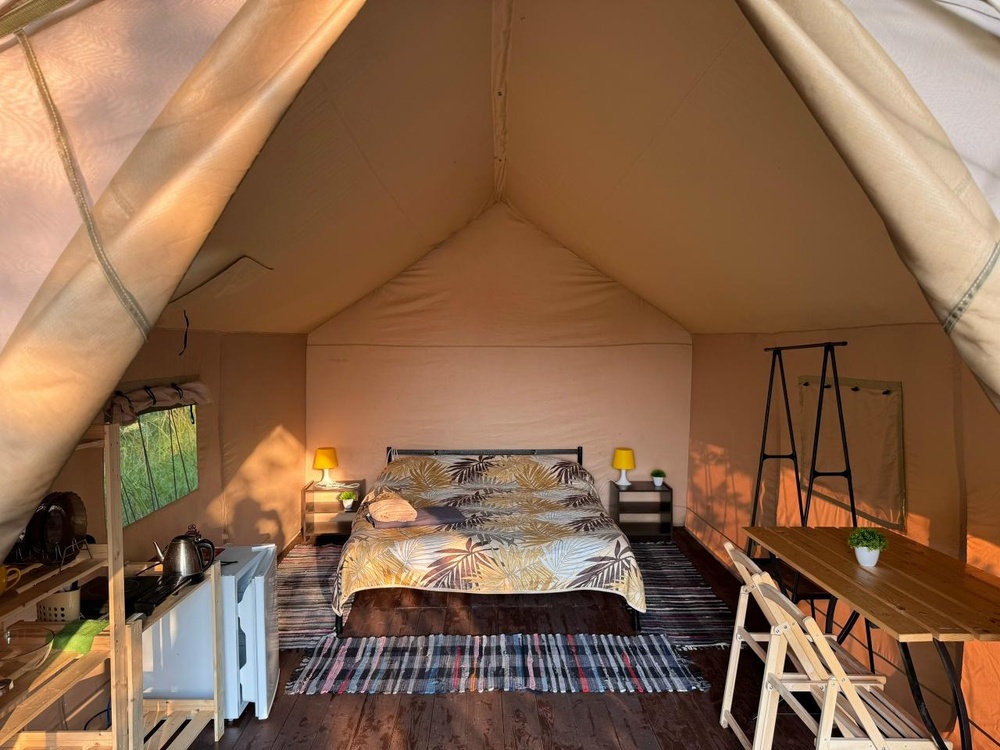 Сафари тенты для размещения в летний период.